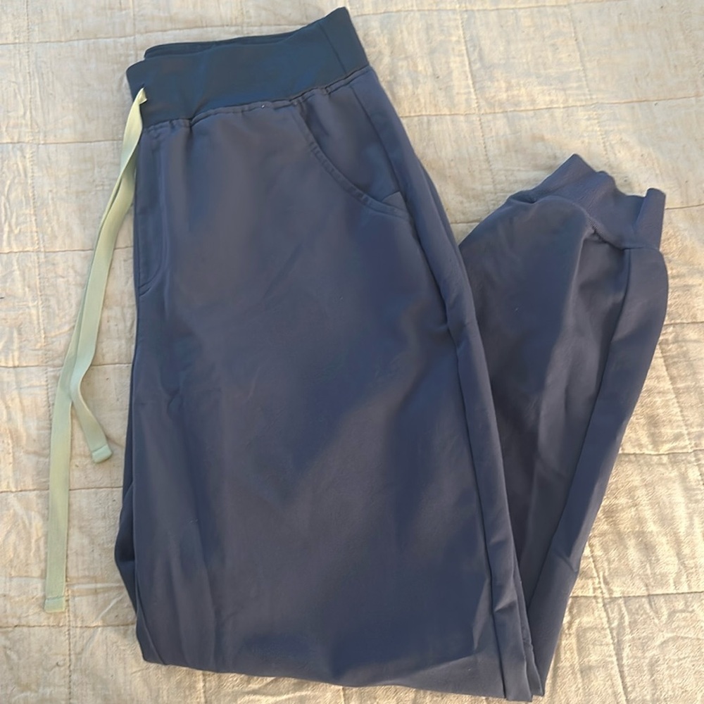 Figs joggers